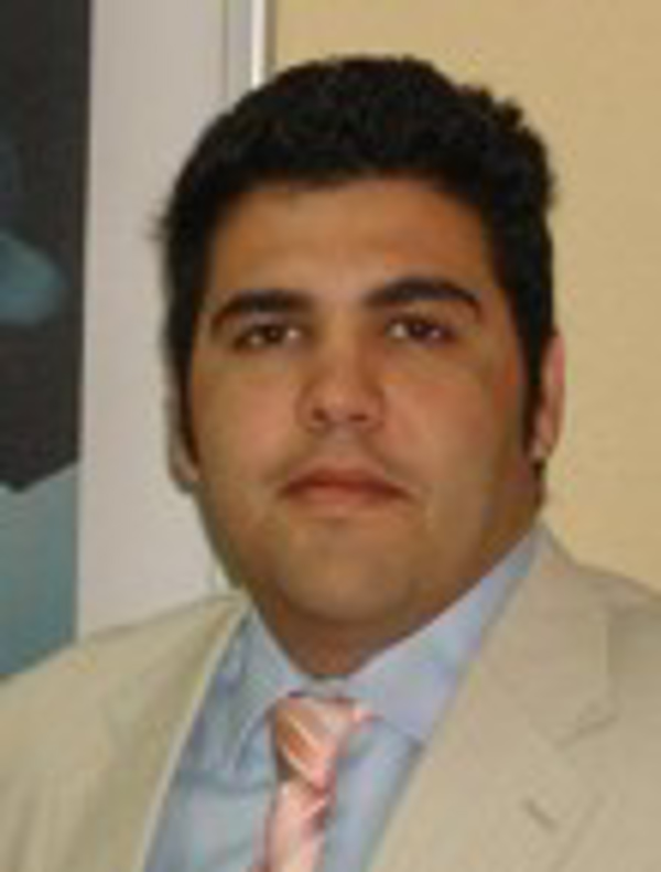 Younes Barrag&#xE1;n