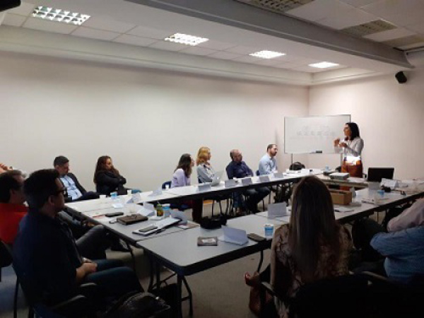 Franquicia ActionCOACH enseña a empresarios de Brasil a mejorar sus negocios bajo la modalidad de reuniones 1 a 1.