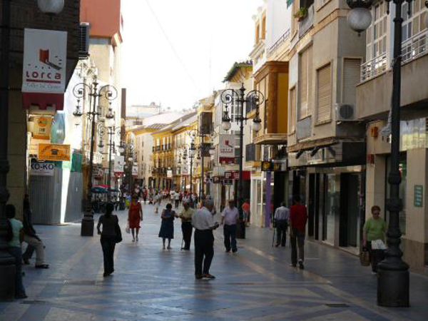 Tecnyshop firma una nueva franquicia en ¨la ciudad de los cien escudos¨, Lorca