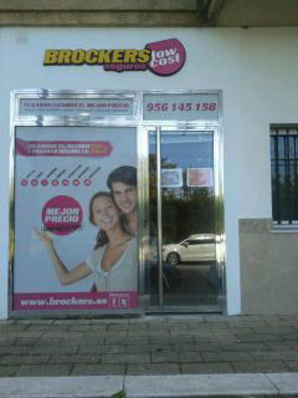 BROCKERS SEGUROS LOW COST, 12 MESES 12 OFICINAS