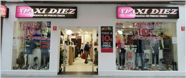 Maxi Diez amplia su red de tiendas dentro de Cataluña con la firma hoy de una nueva franquicia para la ciudad de Manresa.