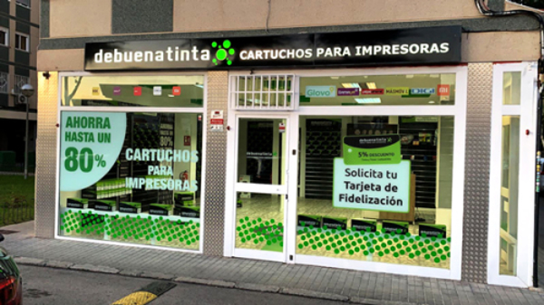 Franquicia Debuenatinta amplía su presencia en Madrid