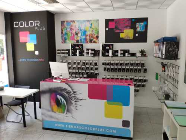 NUEVA TIENDA COLOR PLUS EN LA CIUDAD DE ZARAGOZA