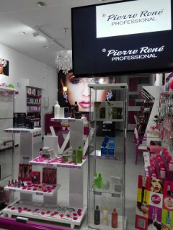 Inauguracion Wapa Make UP Andujar