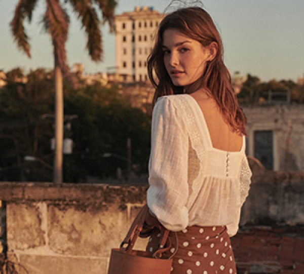 + Q OUTLET agradece la normalidad