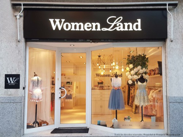 ¿QUÉ ES WOMENLAND?