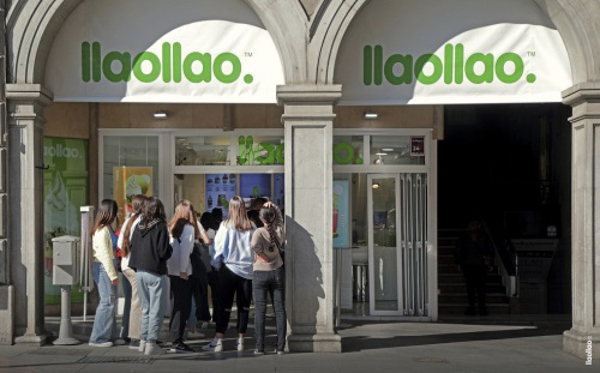 llaollao abre su primera yogurtería propia en Granada