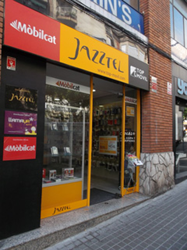 La red de franquicias Top-Móvil no descansa en vacaciones