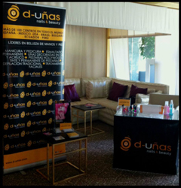 Las franquicias D-uñas participan en el evento de moda en Woguers Marbella
