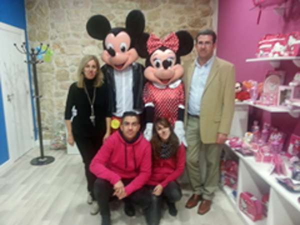 Aranda de Duero se viste de color con la nueva franquicia de MinniStore