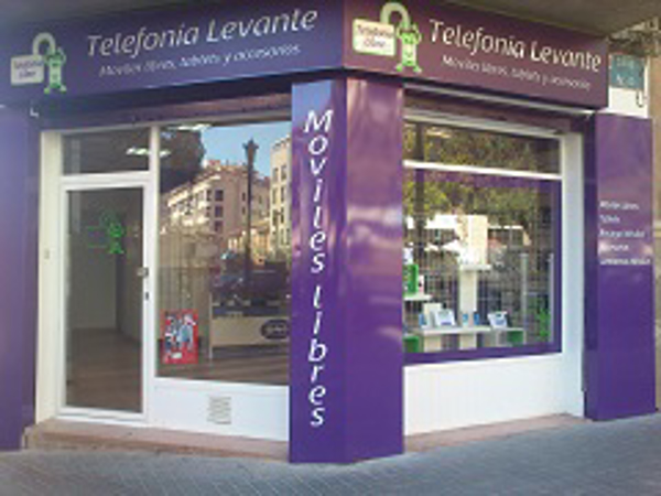 Las franquicias Smartphoneland, de Huércal-Overa y Burgos finalizan su formación