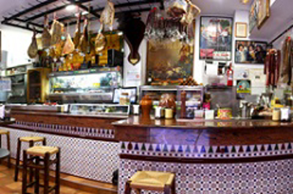 La red de franquicias Parlamento La Catedral del Tapeo se establece en Madrid