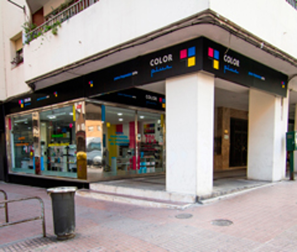 LA RED DE FRANQUICIAS COLOR PLUS CÓRDOBA ABRE SUS PUERTAS AL PÚBLICO. 