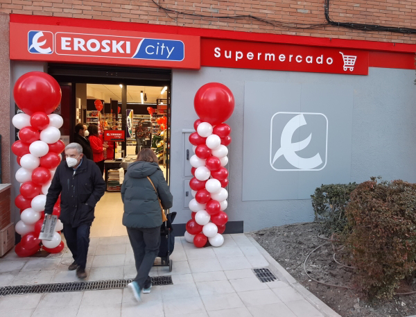 Eroski inaugura un nuevo supermercado franquicia en Madrid