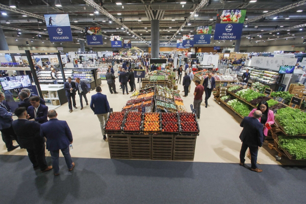 La franquicia Carrefour inaugura el I Salón Carrefour España, punto de encuentro con sus proveedores.