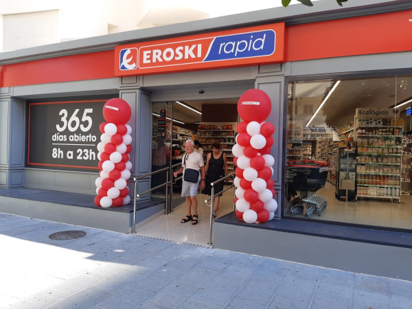 Eroski inaugura un nuevo supermercado franquiciado con la enseña “Rapid” en Marbella