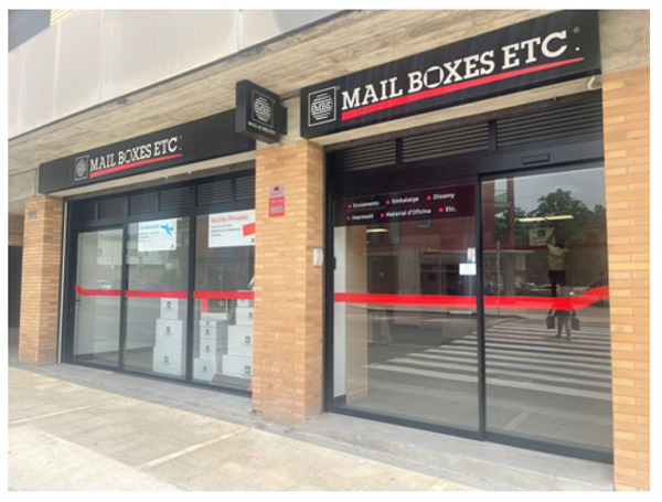 Mail Boxes Etc. inaugura nueva franquicia en Banyoles