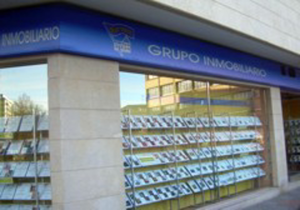 La red de franquicias Best House-Best Credit comercializa sus productos inmobiliarios y financieros en más de 60.000 páginas web