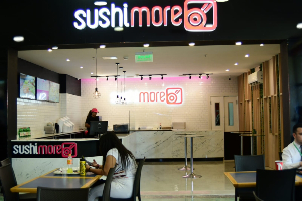 La franquicia Sushimore abre su primer local en Paraguay