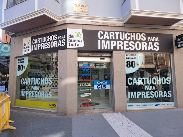 Nueva franquicia Debuenatinta en Castellón