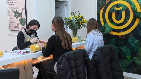 Reportaje en TVE sobre el éxito de la franquicia D-uñas