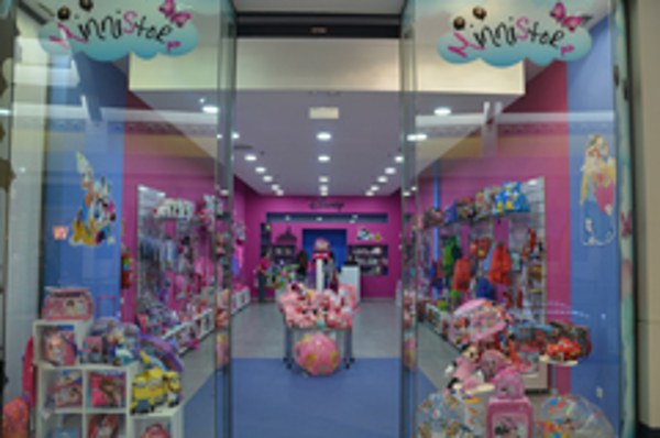 MinniStore abre una franquicia en el centro comercial Tres Aguas