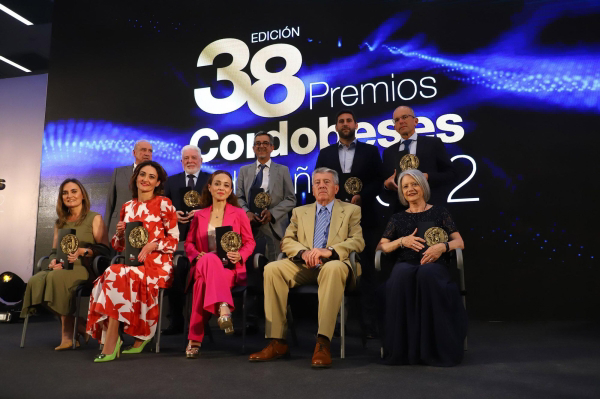 La franquicia Alsara recibe el premio 2022 de Cordobeses del año.