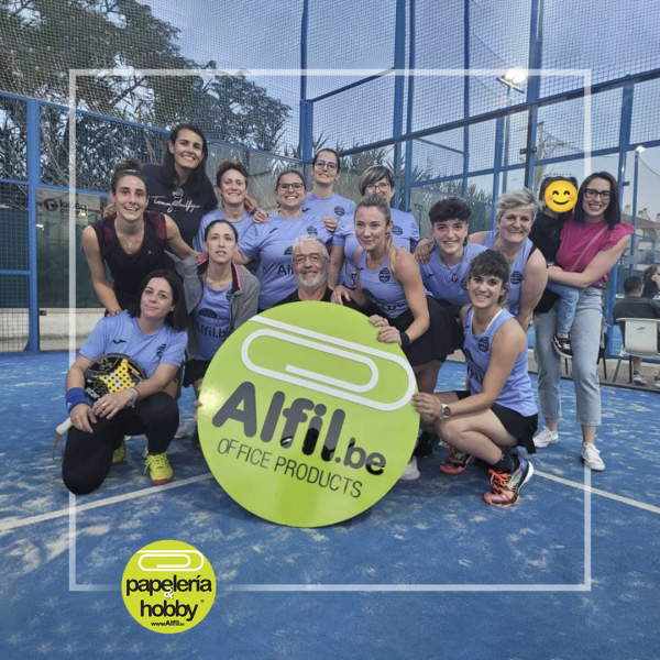 ¡El equipo de pádel femenino de la franquicia Alfil.be se ha erigido como campeón de Murcia!