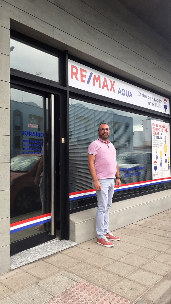 Remax España abre franquicia en Fuerteventura: Remax Aqua