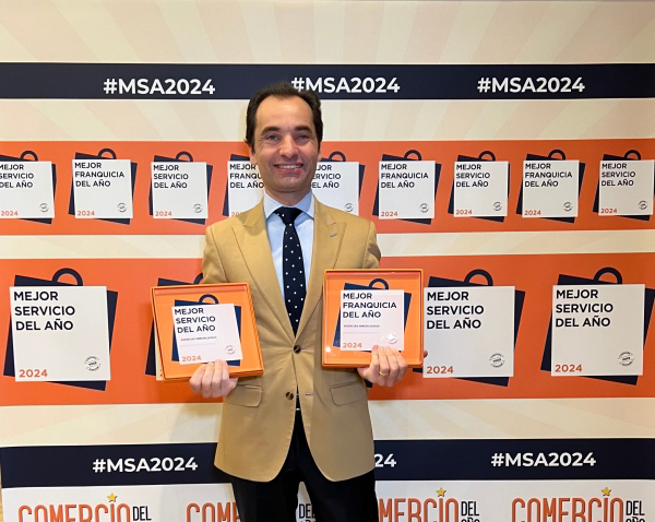 Century 21 España galardonada con los premios a la Mejor Franquicia y Mejor Servicio del Año 2024