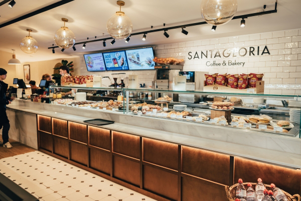 Areas abre una nueva franquicia Santagloria en el  aeropuerto de Madrid-Barajas, de la  mano de FoodBox