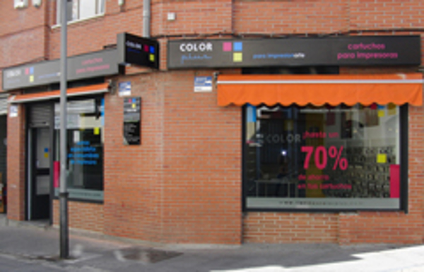 Abierta al público la franquicia Color Plus Pinto 
