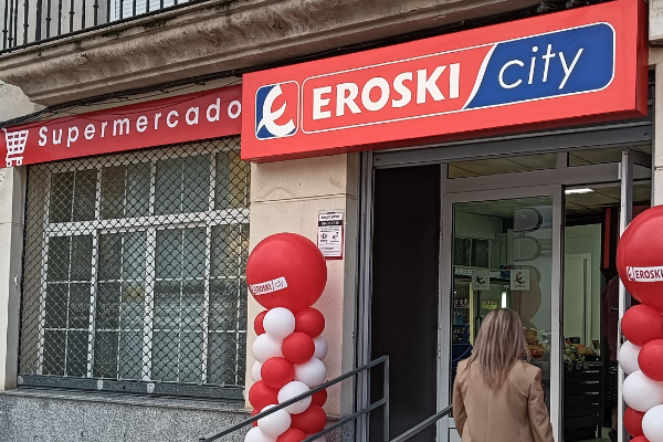 Eroski inaugura un nuevo supermercado franquiciado en Salvaleón, en Badajoz