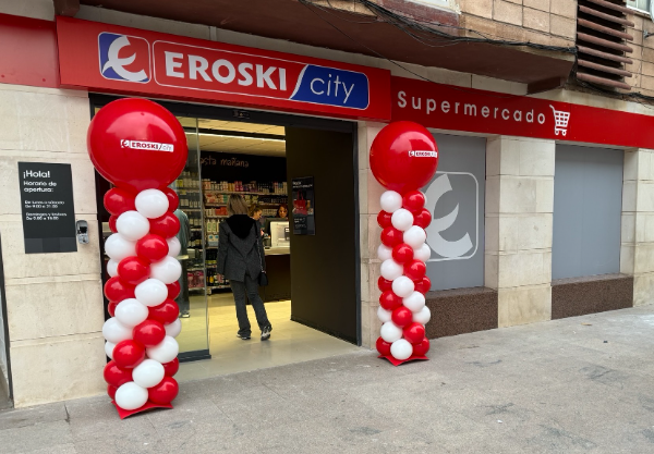 Eroski inaugura un nuevo supermercado franquiciado en Sacedón, en Guadalajara