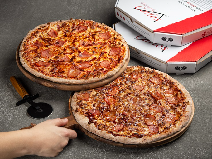 La franquicia Pizzerías Carlos lanza la campaña  ´In Love Pizza´
