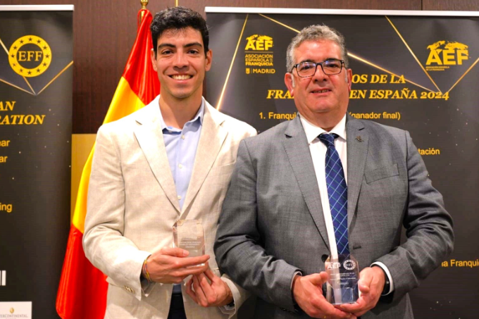 Eroski gana dos galardones en los “Premios Nacionales y Europeos de la Franquicia 2024”