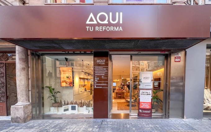 La franquicia Aquí tu Reforma consolida su presencia en Valencia con 10 nuevas aperturas