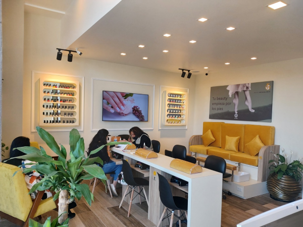 La franquicia d-uñas abre una oficina en Ciudad de México para potenciar la expansión y afianzar su liderazgo