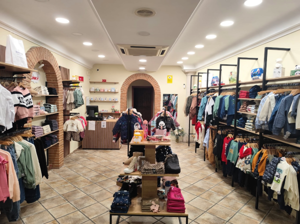 Grupo Reprepol abre una nueva tienda de moda infantil monomarca en Alcázar de San Juan