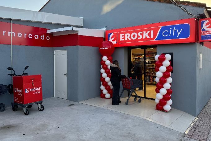 Eroski inaugura un nuevo supermercado franquiciado en Fontanar, Guadalajara