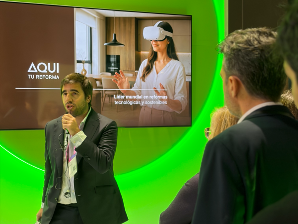 La franquicia Aqui tu Reforma presenta sus últimas innovaciones tecnológicas en el marco del 4YFN