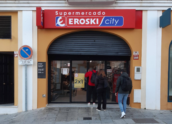 Eroski inaugura un nuevo supermercado franquiciado en Aljaraque, Huelva