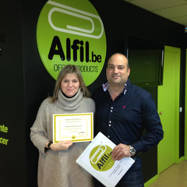 Barcelona abre una nueva franquicia Alfil.be
