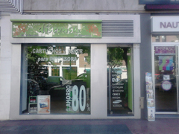 La nueva franquicia de Disconsu en Álava abre sus puertas
