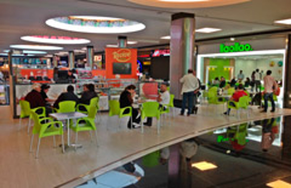 La cadena de comida saludable Revive Juice Bars abre en Marineda City su primera franquicia en Galicia