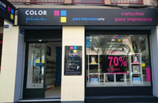 La franquicia Color Plus Alicante abre sus puertas al público