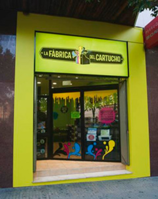 La Fábrica del Cartucho abre una nueva franquicia en Chiva