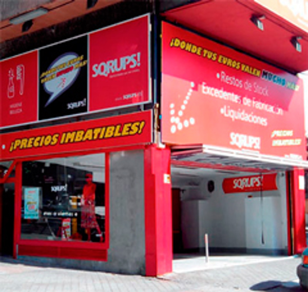 La red de franquicias Sqrups patrocina al joven piloto de motos Manugasss