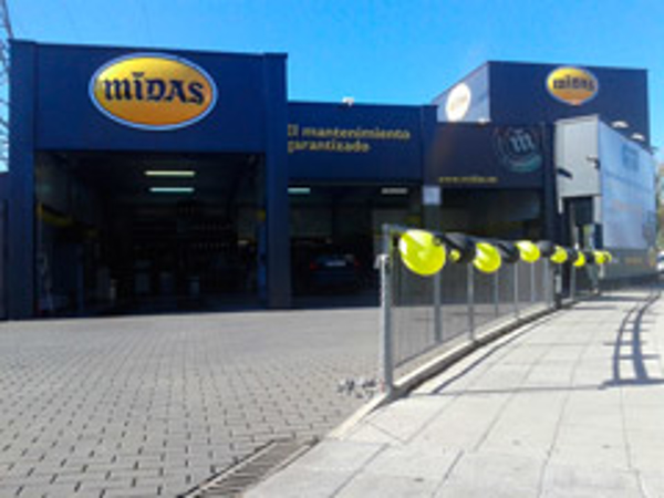 Midas abre su tercera franquicia en León