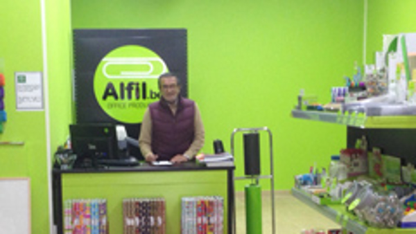 Inauguración de la nueva franquicia Alfil.be Sevilla Bermejales